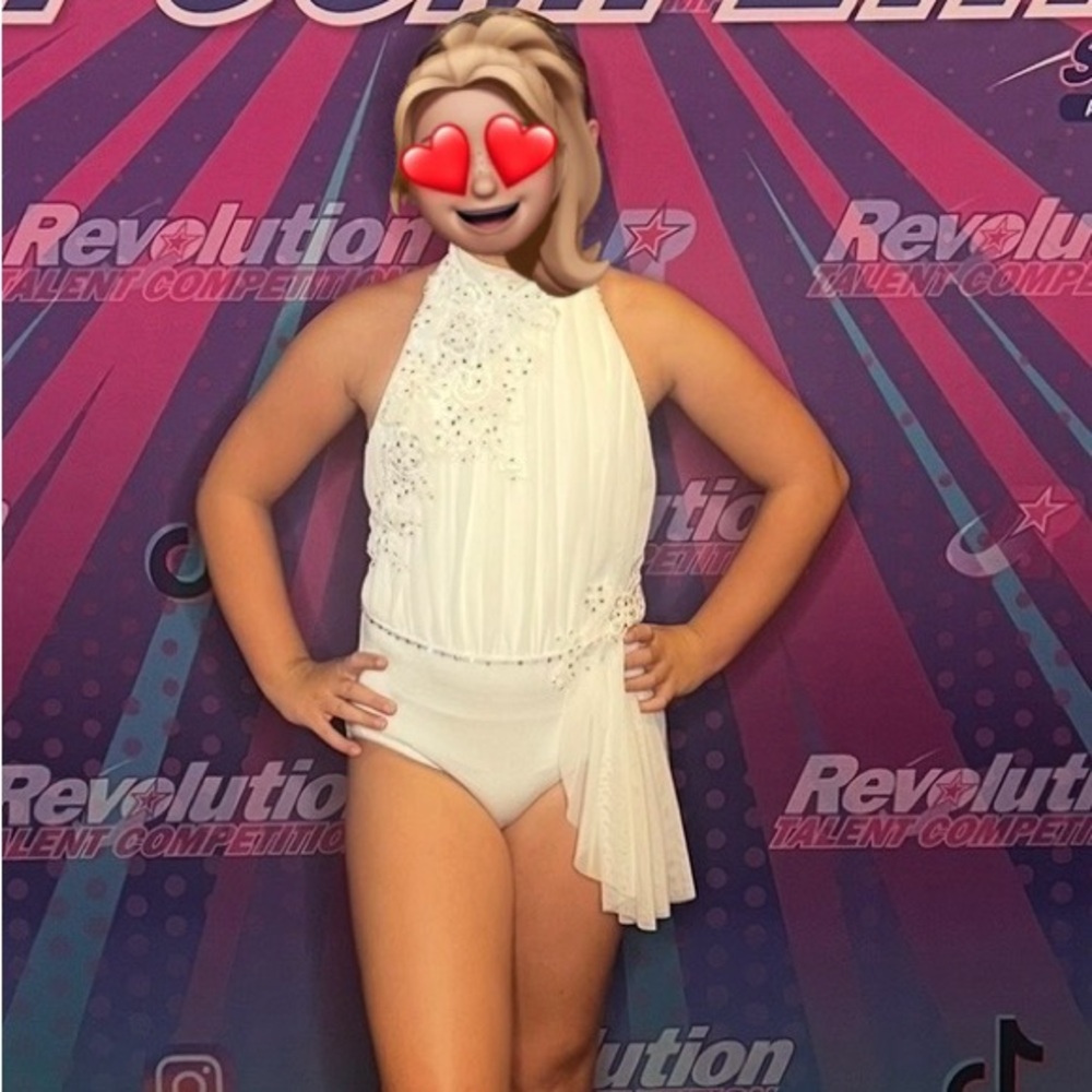 Elegant White girls custom costume